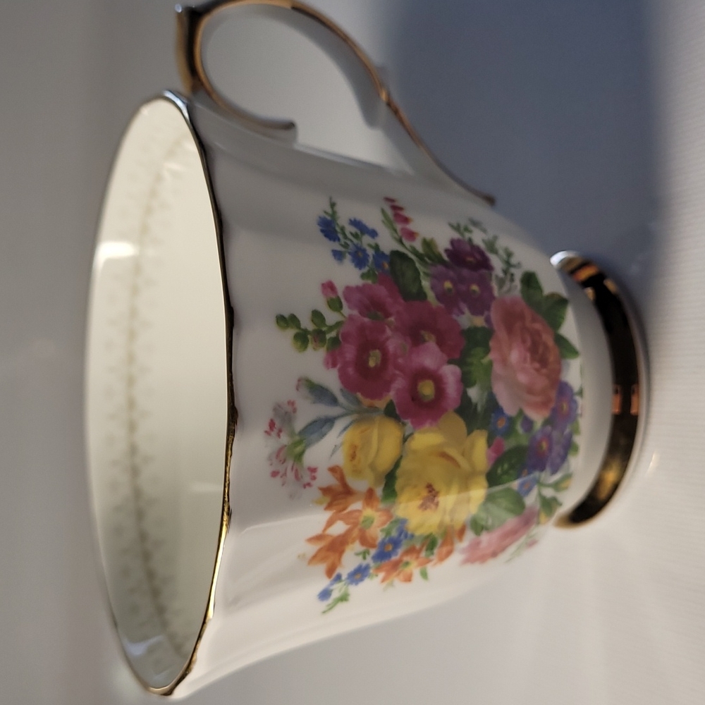 Vintage Duchess bone China  teacup  made in England